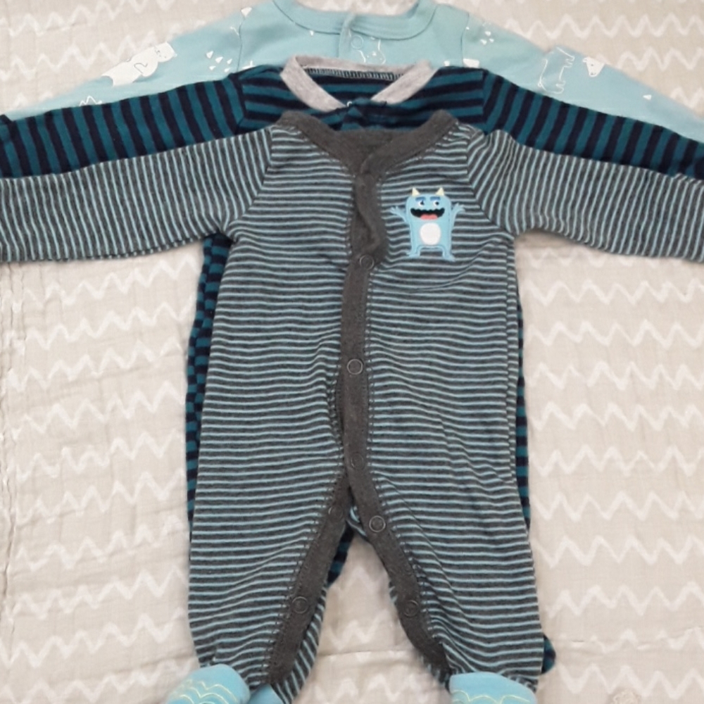 3 Carter's sleepers preemie